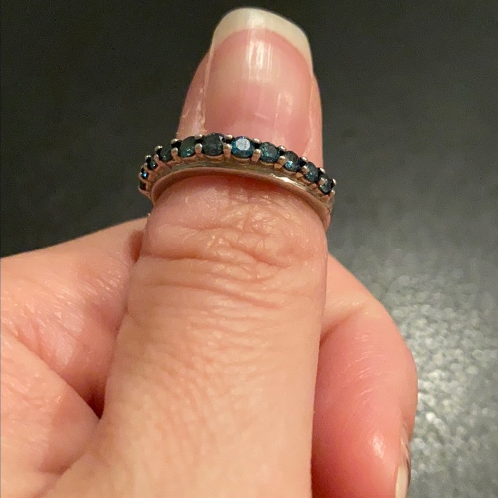 Blue Diamond Ring - image 7